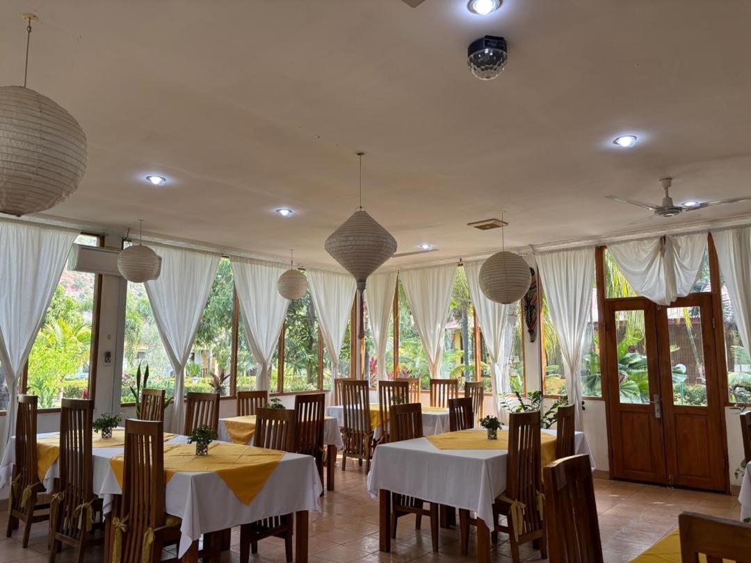 Palm Malinamoc Hotel Dili Extérieur photo