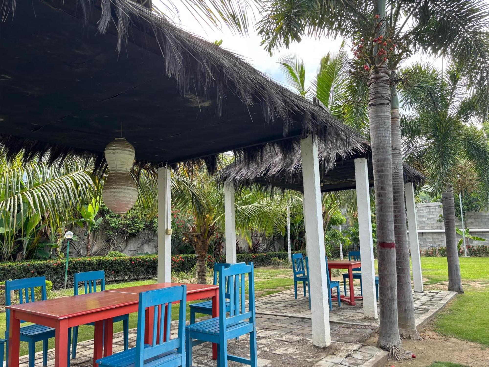 Palm Malinamoc Hotel Dili Extérieur photo