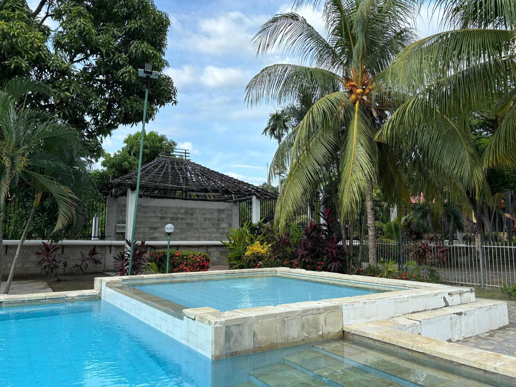 Palm Malinamoc Hotel Dili Extérieur photo